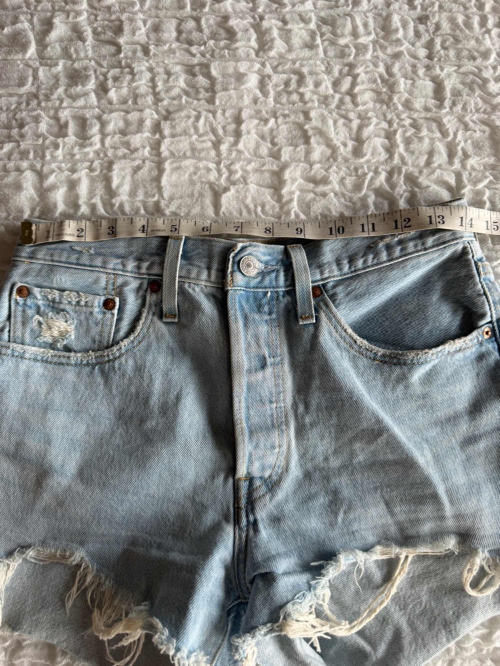 Levis 501 Original High Rise Distressed Denim Shorts 27 - Picture 8 of 10